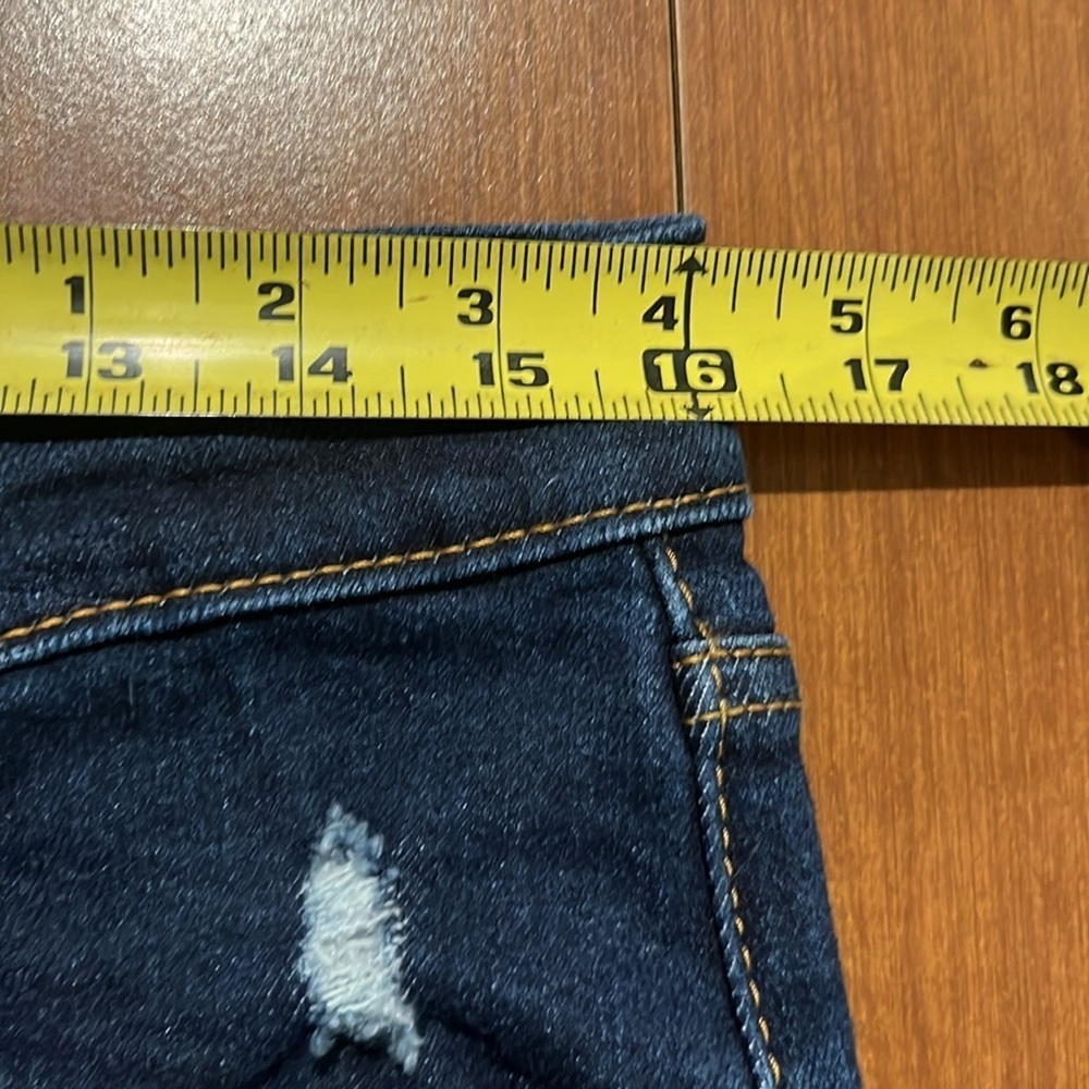 Levi’s Distressed Ribcage Straight Ankle Jeans Size 31. - Picture 7 of 9